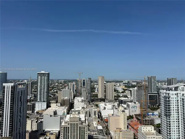 50 Biscayne Blvd #4807, Miami, FL 33132