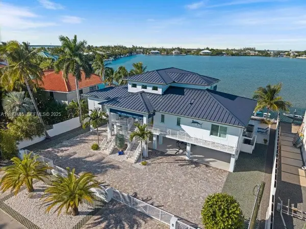 16745 Tamarind Rd, Sugarloaf, FL 33042