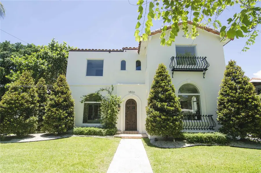 5800 La Gorce Dr, Miami Beach, FL 33140 - Image #2