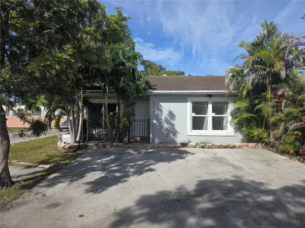 13915 SW 56th Ln, Miami, FL 33183