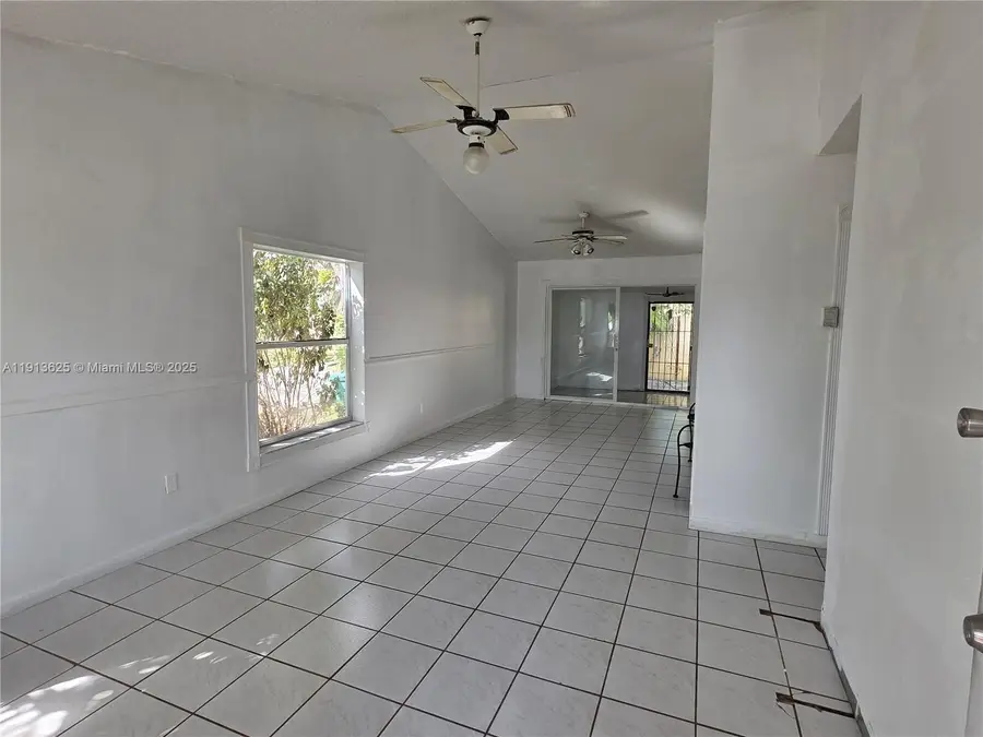 13915 SW 56th Ln, Miami, FL 33183 - Image #3