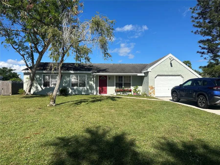 1981 SE Ancora Ct, Port Saint Lucie, FL 34952 - Image #2