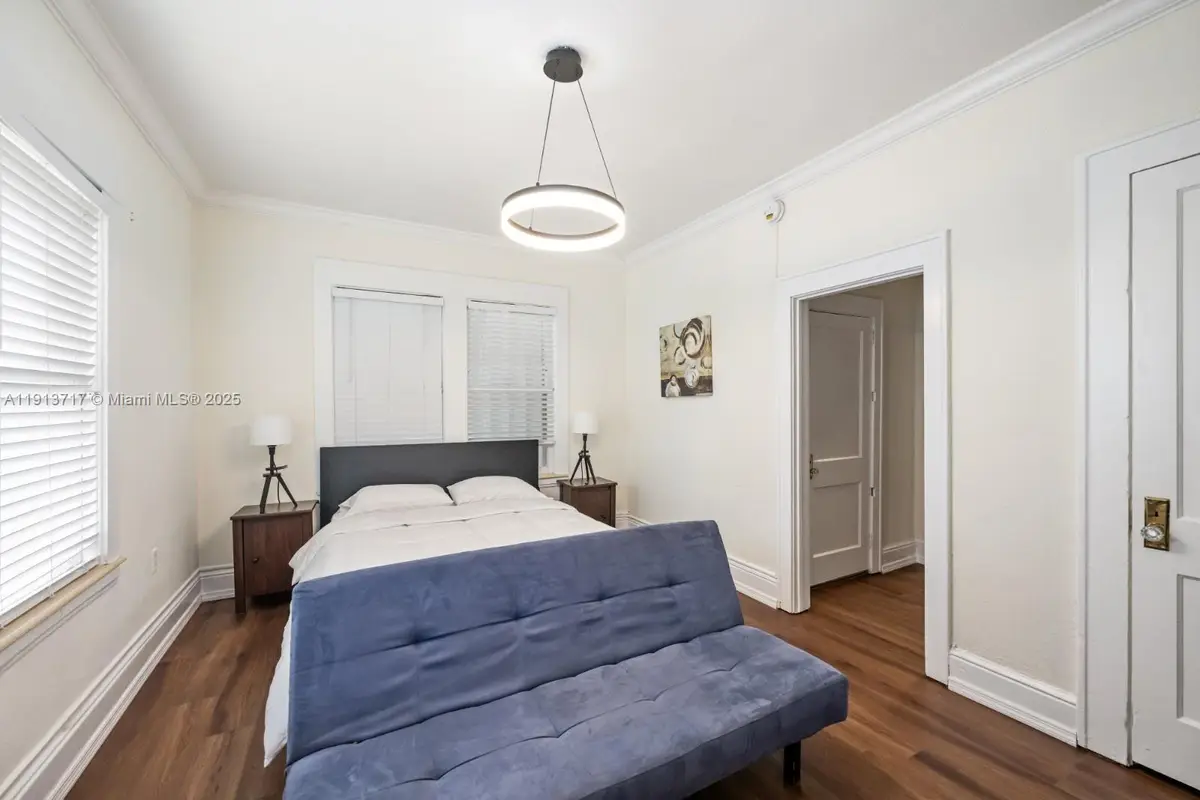 126 Mendoza Ave #5, Coral Gables, FL 33134 - Image #1