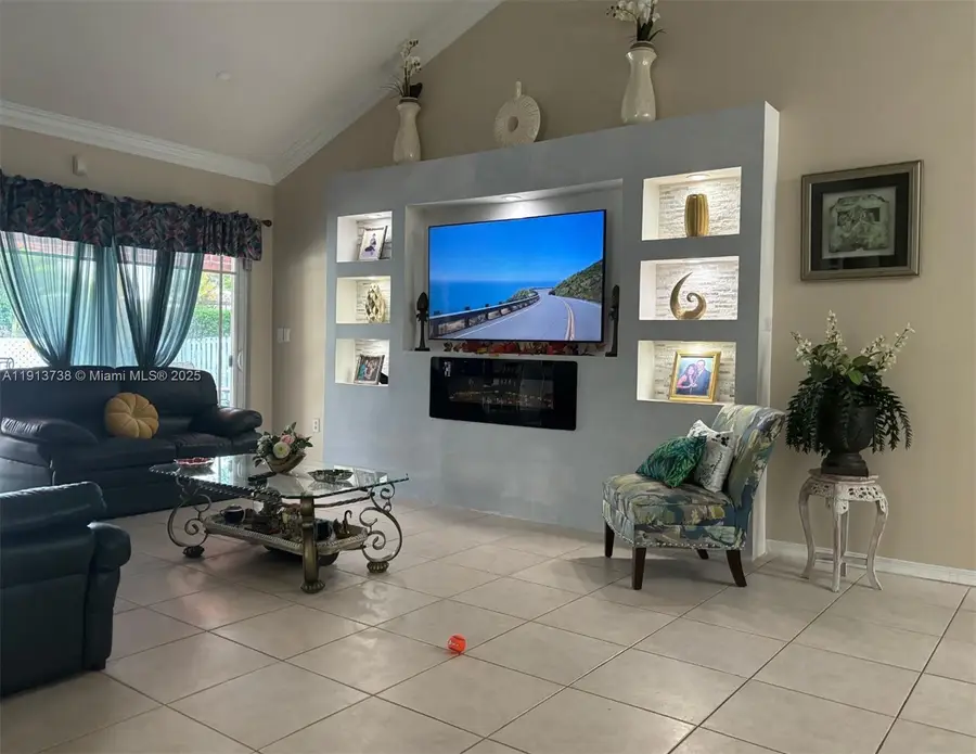 15264 SW 43rd Ct, Miramar, FL 33027 - Image #2