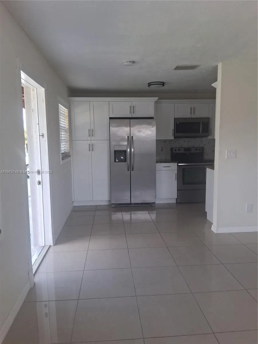 124 Apache St, Lehigh Acres, FL 33936 - Image #3