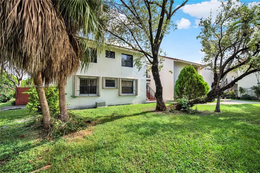 10857 NW 7th St #24-17, Miami, FL 33172 - Image #2