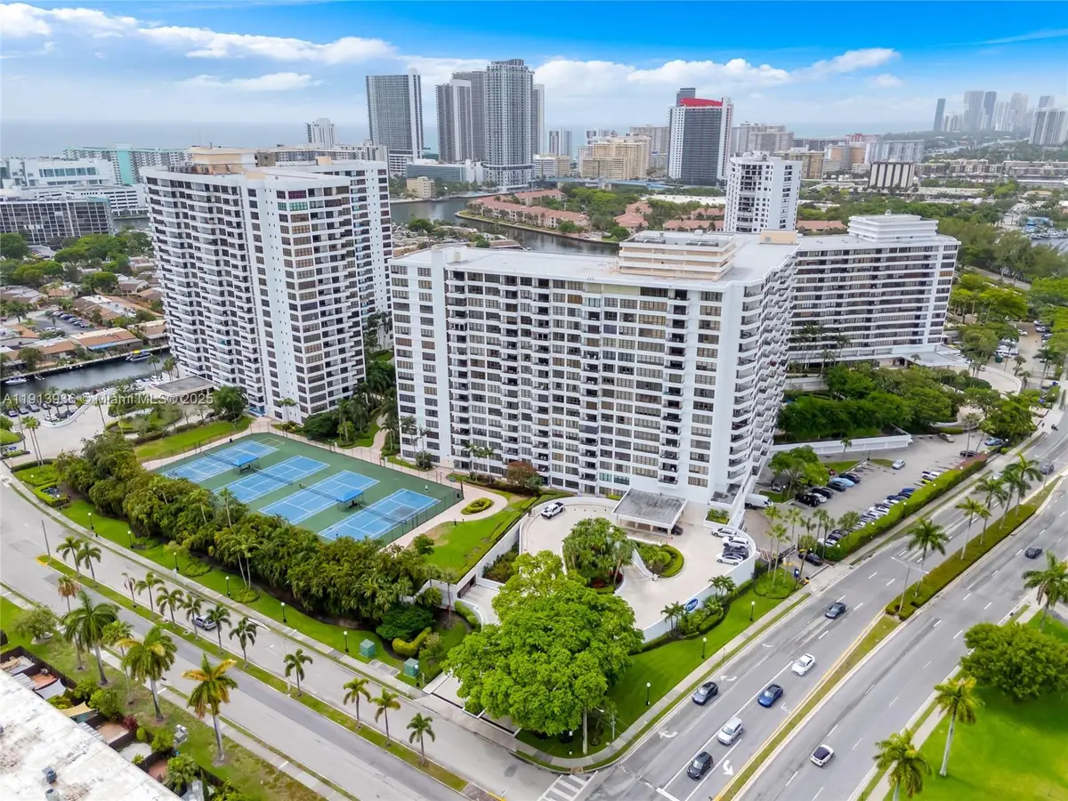 600 Three Islands Blvd #310, Hallandale Beach, FL 33009 - Image #1