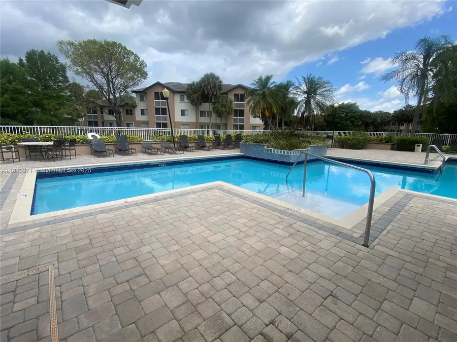 9977 Westview Dr #125, Coral Springs, FL 33076 - Image #2