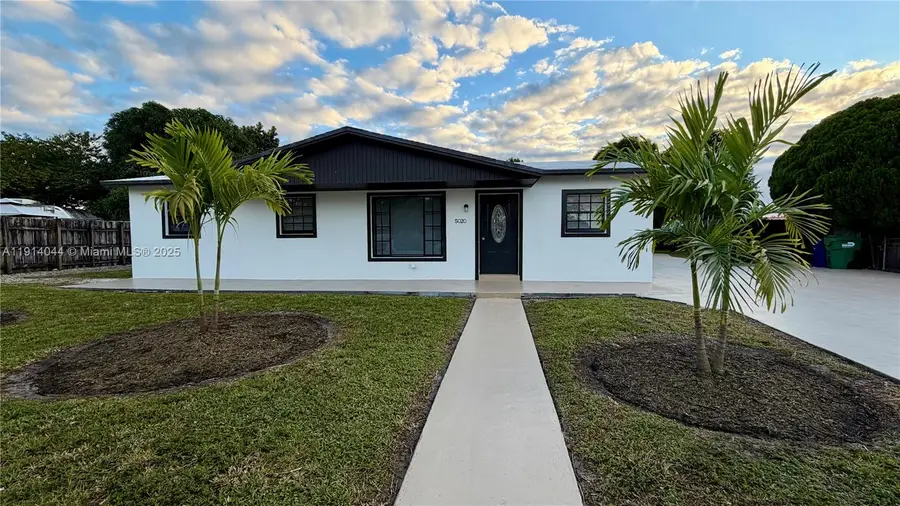5020 NW 170th St, Miami Gardens, FL 33055 - Image #2