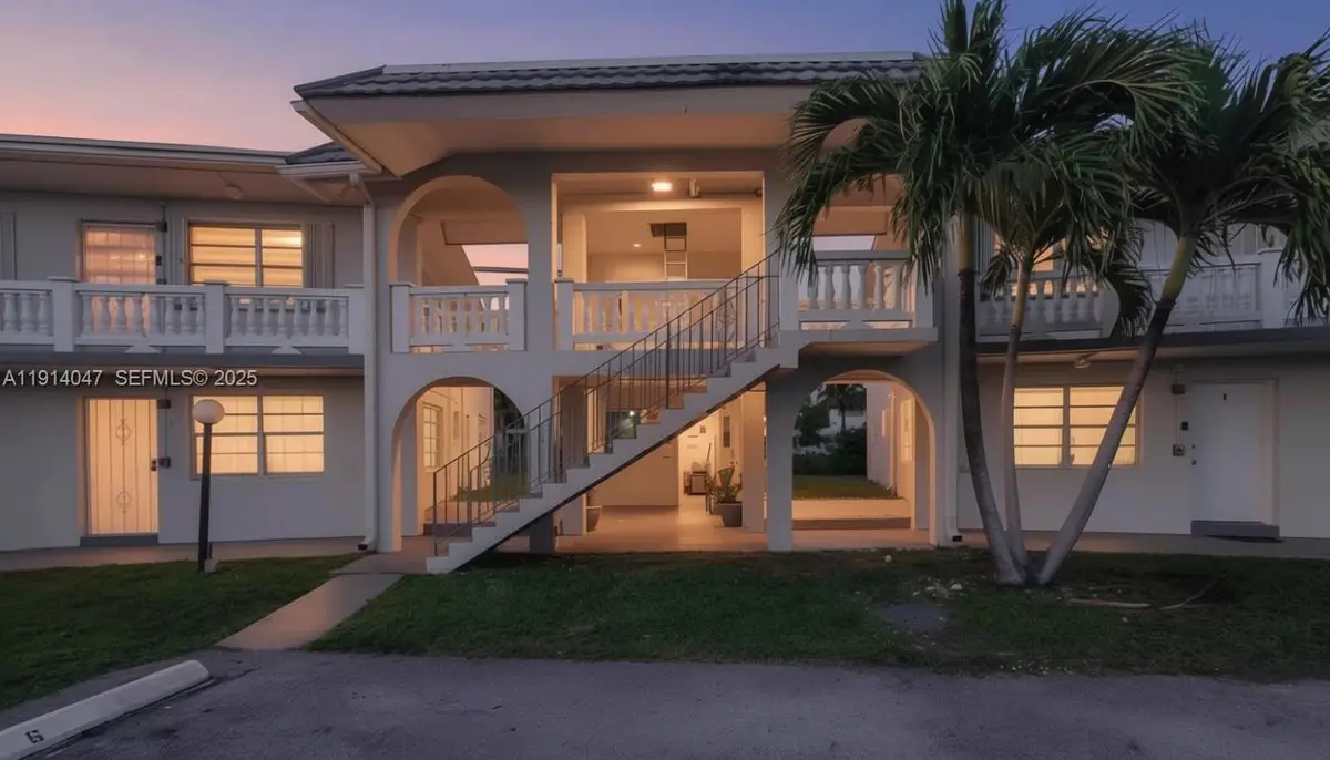 Address Withheld By Seller, Miami, FL 33179 - Image #1