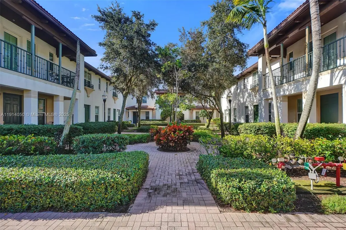 2659 SW 118th Rd, Miramar, FL 33025 - Image #1