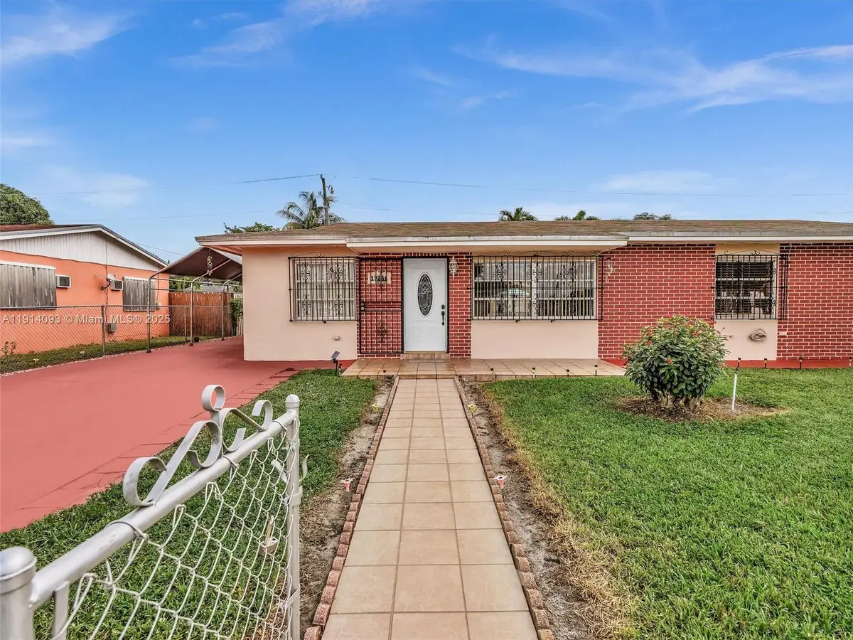 17231 NW 53rd Pl, Miami Gardens, FL 33055 - Image #1