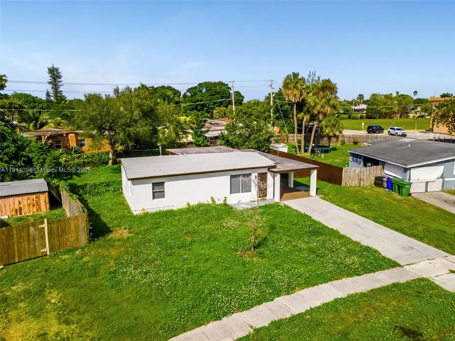 5713 Seton Dr, Margate, FL 33063 - Image #2