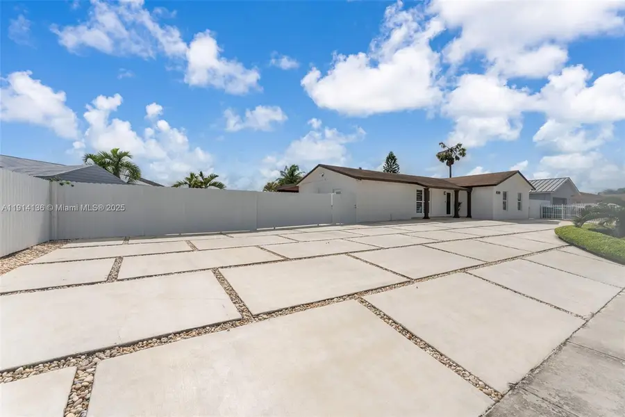 13030 SW 261st Ter, Homestead, FL 33032 - Image #3