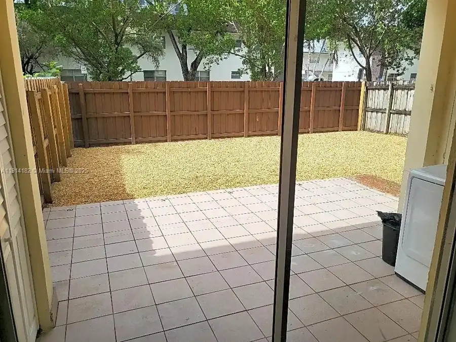 10851 SW 2nd St #K106, Sweetwater, FL 33174 - Image #3