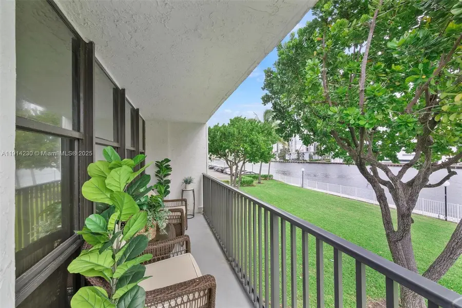 1000 Parkview Dr #220, Hallandale Beach, FL 33009 - Image #3