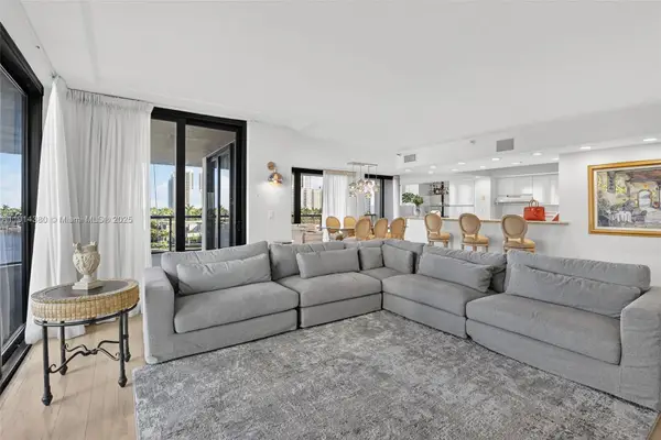 19667 Turnberry Way #5J, Aventura, FL 33180