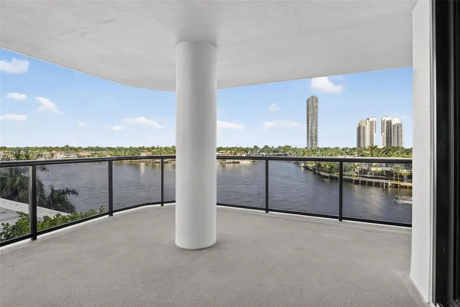 19667 Turnberry Way #5J, Aventura, FL 33180 - Image #3