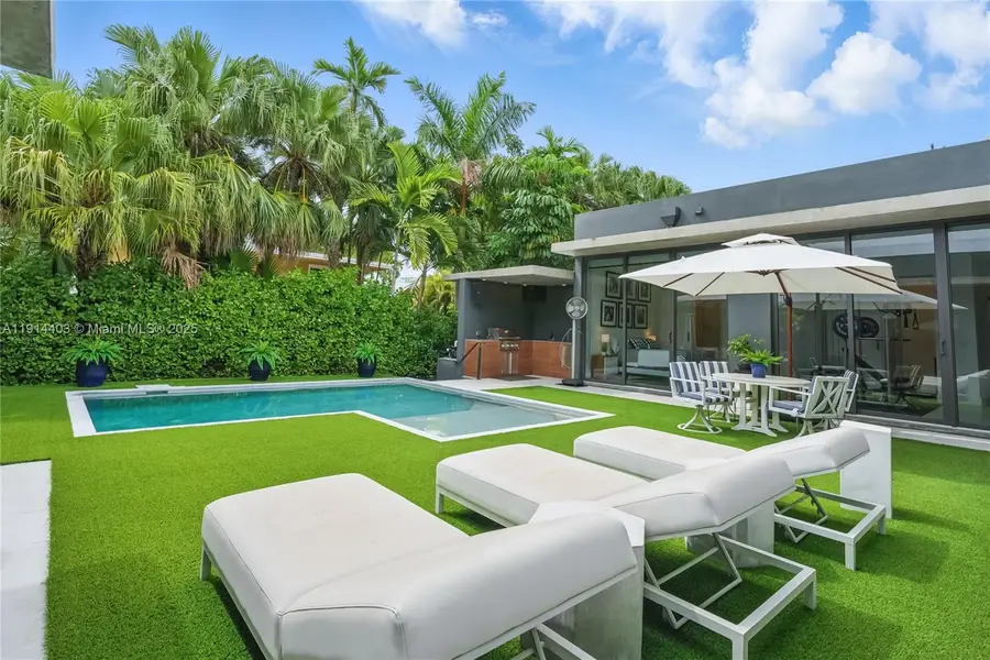 1845 NE 124th St, North Miami, FL 33181 - Image #3