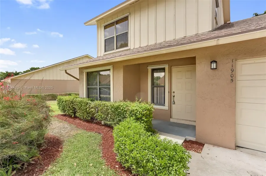 11905 Donlin Dr, Wellington, FL 33414 - Image #3