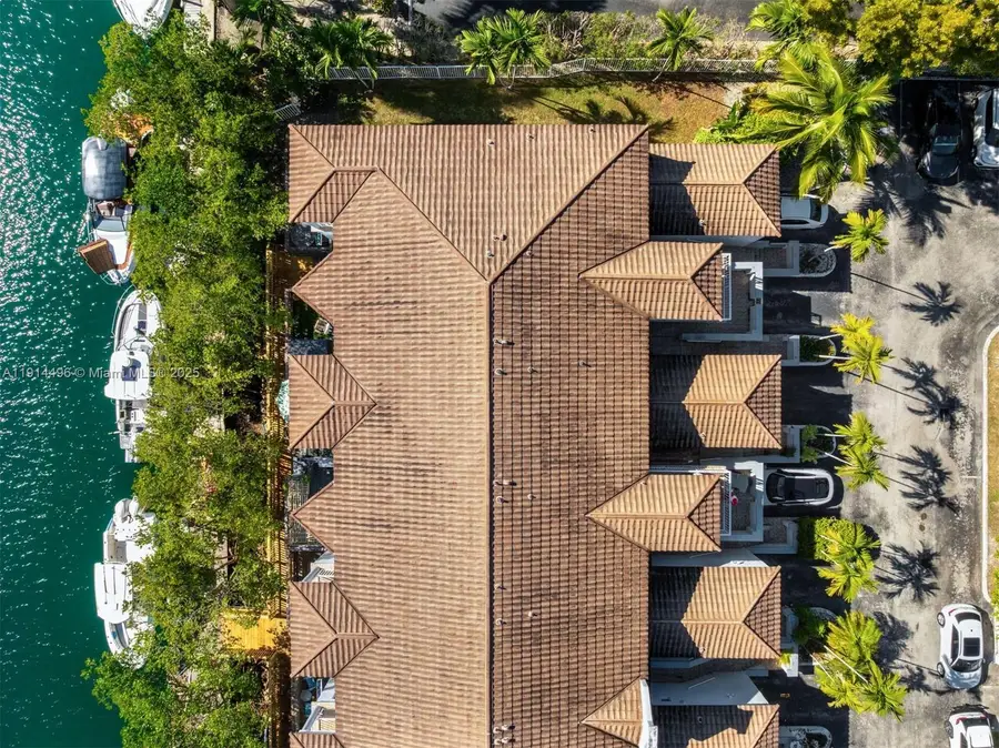 2404 NE 135th St #2404, North Miami, FL 33181 - Image #3