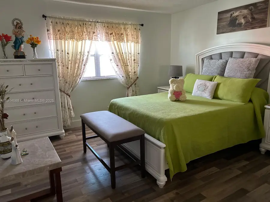 2602 NW 52nd Ave #B15, Lauderhill, FL 33313 - Image #2