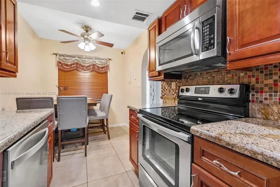 3141 NW 47th Ter #118, Lauderdale Lakes, FL 33319 - Image #2
