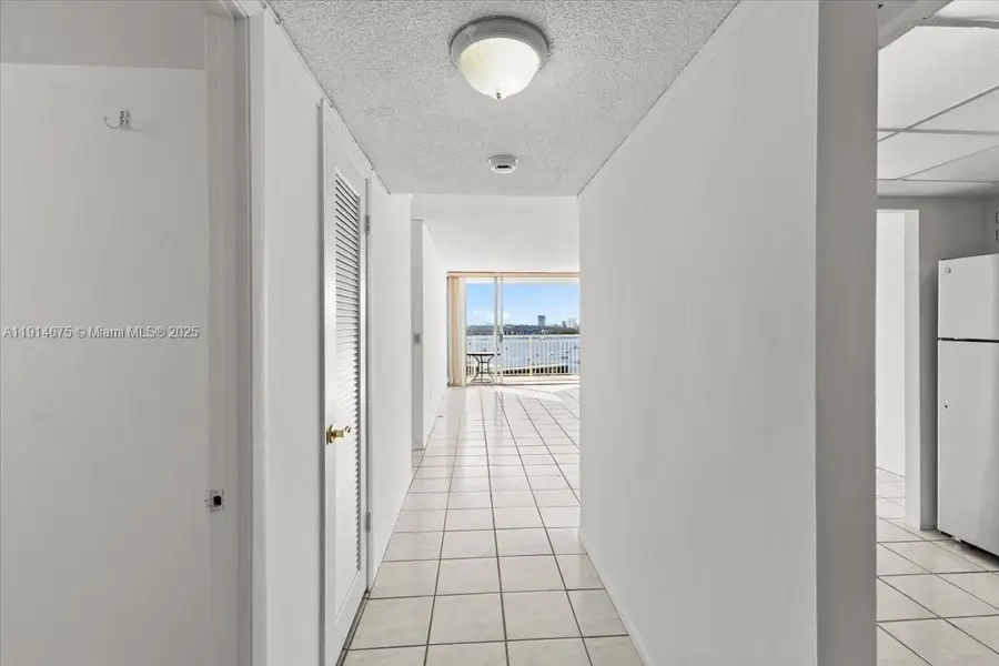 18011 Biscayne Blvd #**BOAT SLIP** & 1603, Aventura, FL 33160 - Image #3