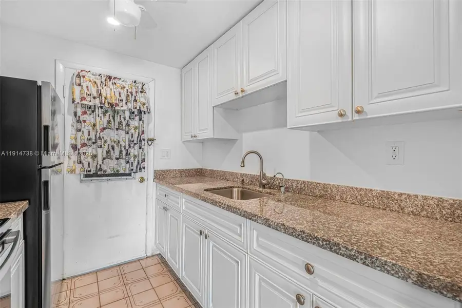 17000 NE 14th Ave #301, North Miami Beach, FL 33162 - Image #2