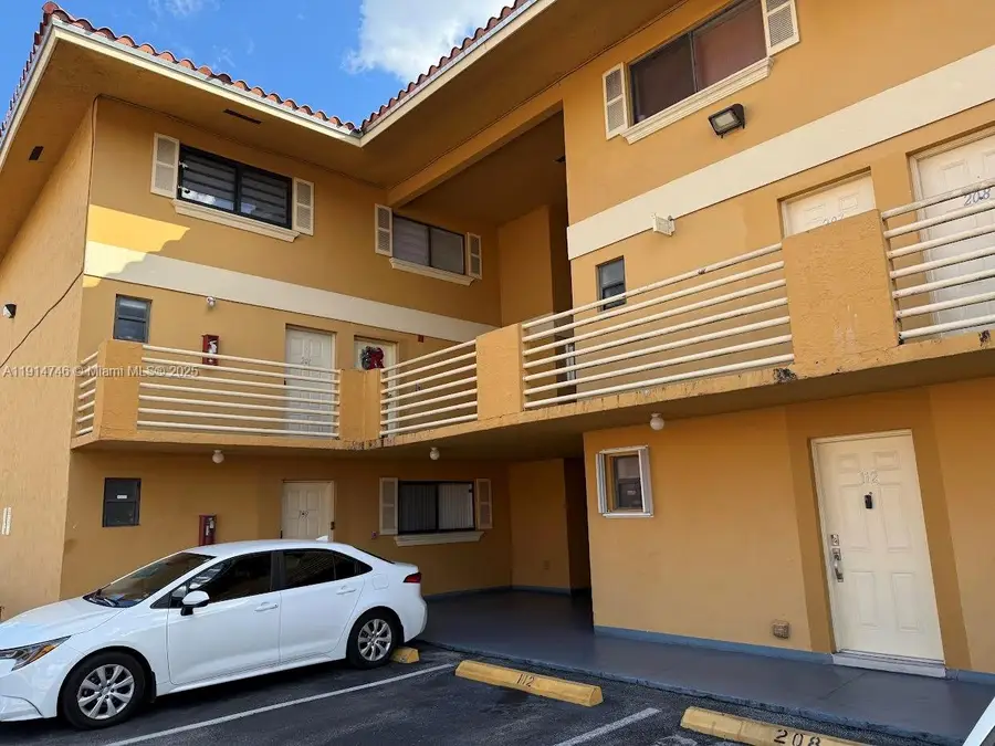 Address Withheld By Seller, Hialeah Gardens, FL 33016 - Image #2