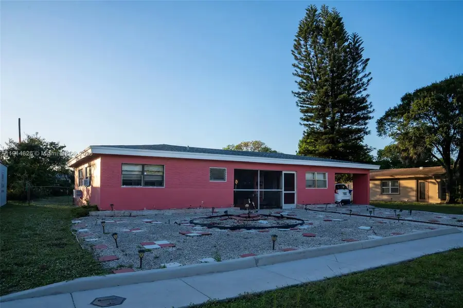 1021 SW 31st Ave, Fort Lauderdale, FL 33312 - Image #2