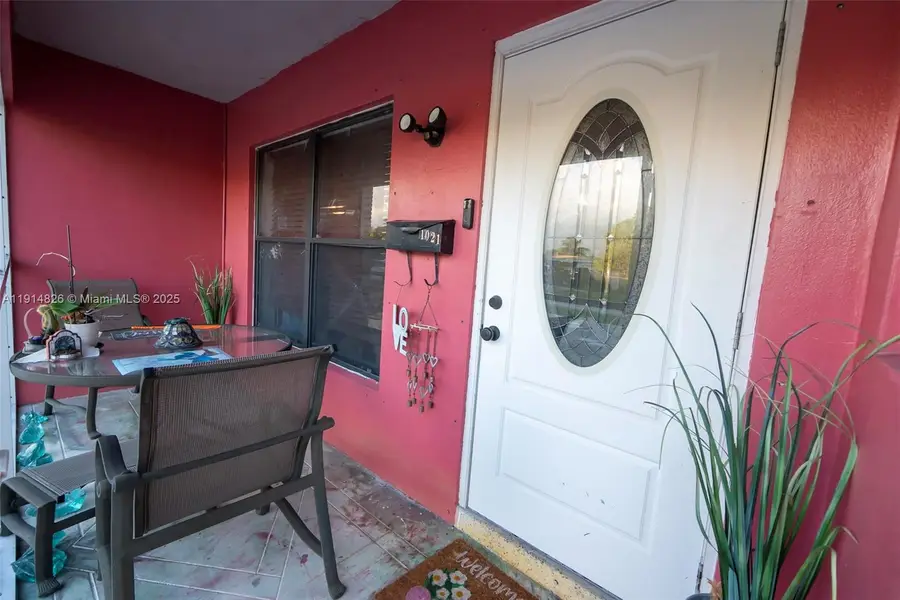 1021 SW 31st Ave, Fort Lauderdale, FL 33312 - Image #3