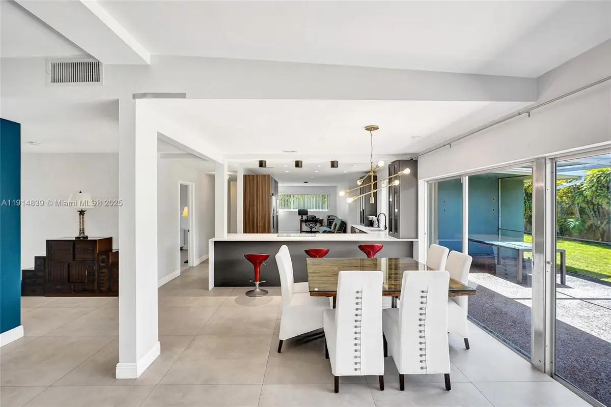 1940 NE 185th Ter, North Miami Beach, FL 33179 - Image #1