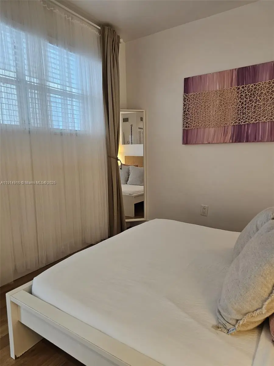 751 Collins Ave #2, Miami Beach, FL 33139 - Image #2