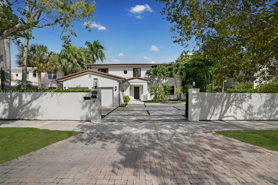 5735 N Bay Rd, Miami Beach, FL 33140 - Image #2