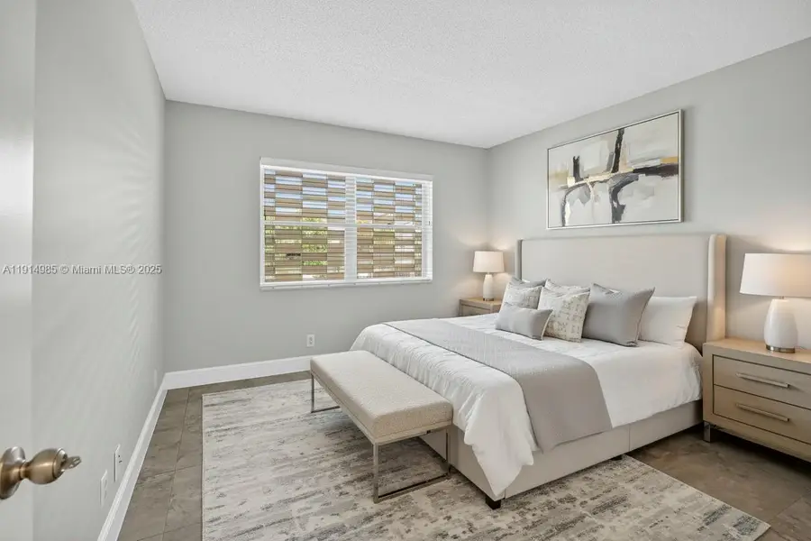 3050 NE 16th Ave #407, Oakland Park, FL 33334 - Image #3