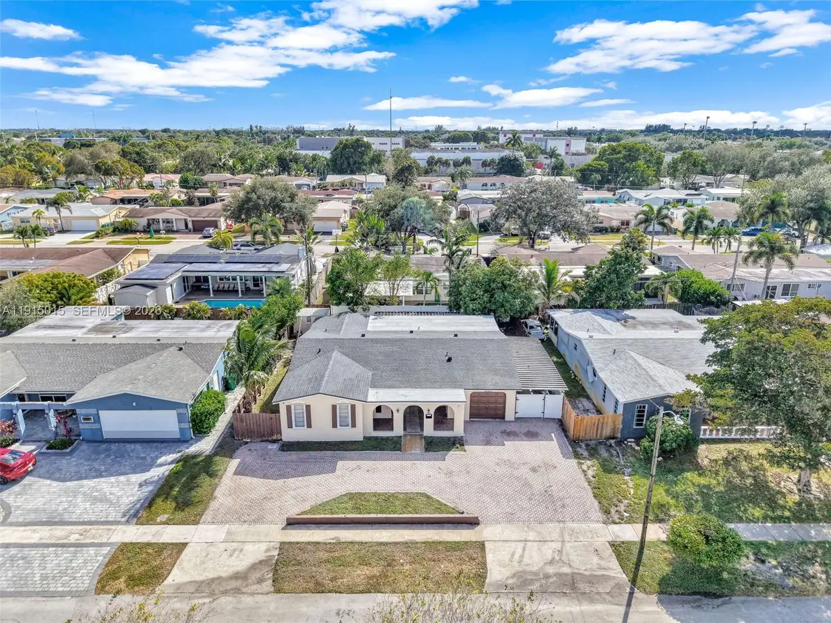 9180 SW 55th St, Cooper City, FL 33328 - Image #1