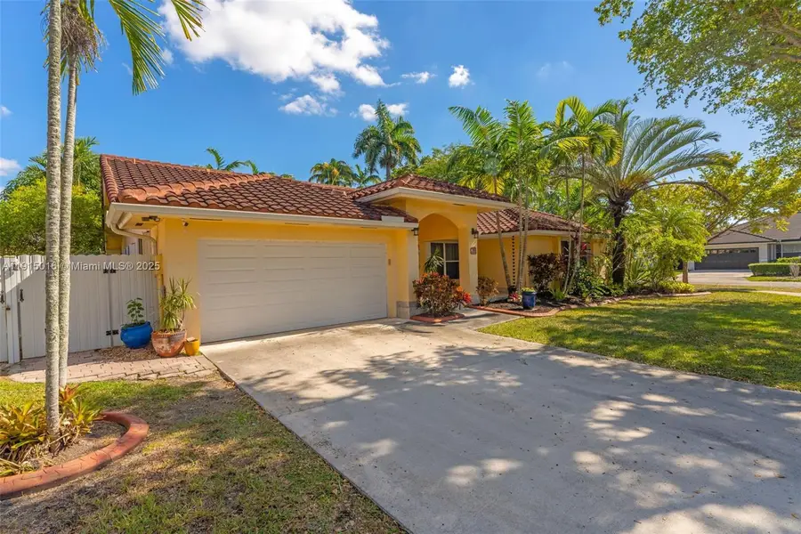 11321 SW 152nd Pl, Miami, FL 33196 - Image #2