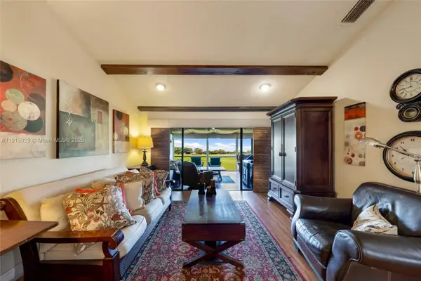 16175 Laurel Dr #27, Weston, FL 33326