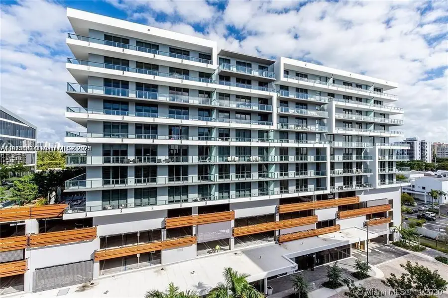 2960 NE 207th St #1006, Aventura, FL 33180 - Image #2