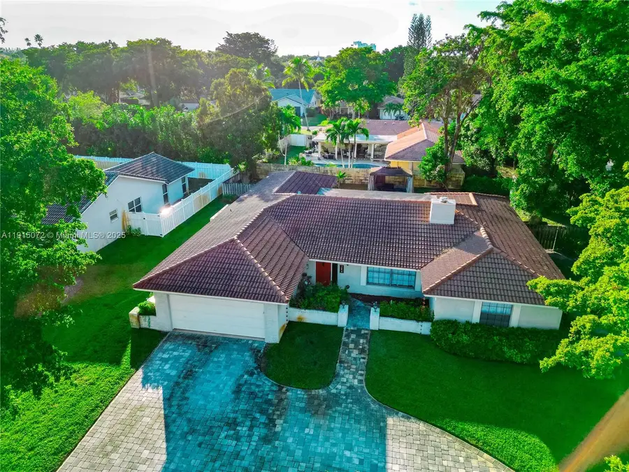 284 NW 92nd Ave, Coral Springs, FL 33071 - Image #2