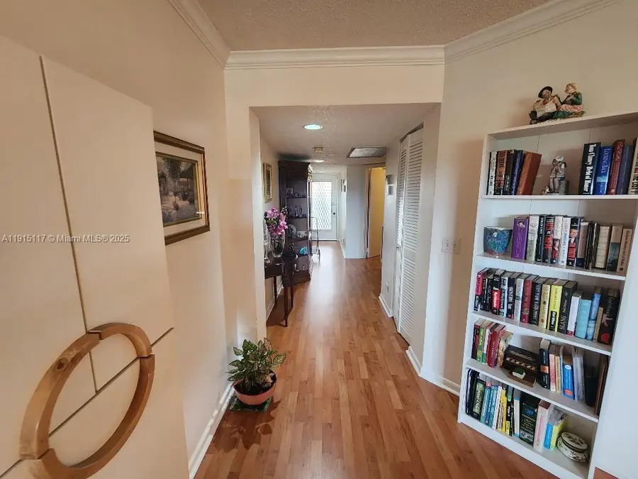 300 SW 130th Ter #412B, Pembroke Pines, FL 33027 - Image #2