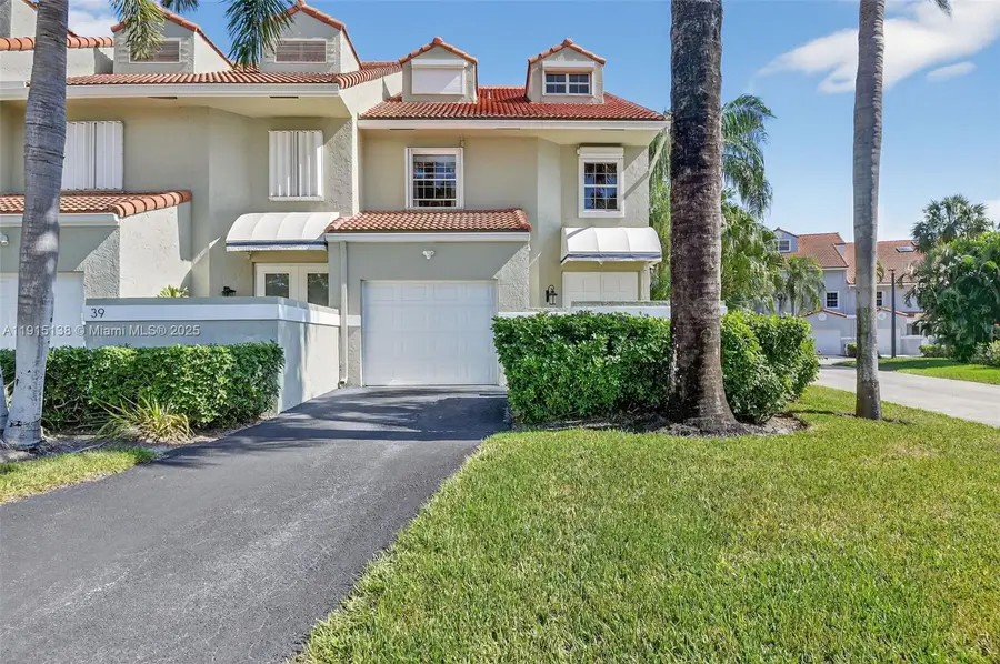 38 S Lakeshore Dr, Hypoluxo, FL 33462 - Image #2