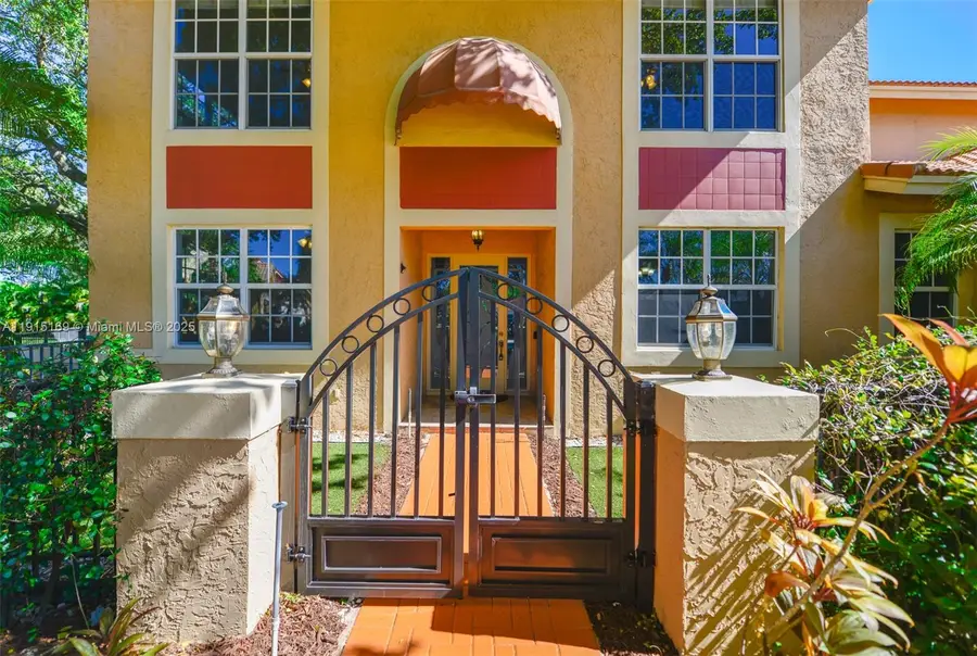 2101 Oakmont Ter, Coral Springs, FL 33071 - Image #2