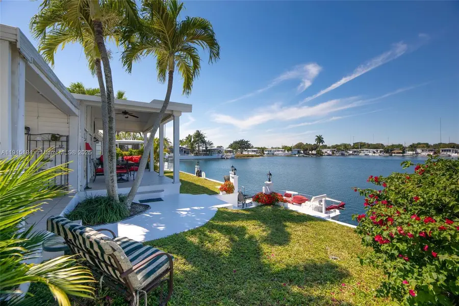 112 Lake Shore Dr, Pembroke Park, FL 33009 - Image #2