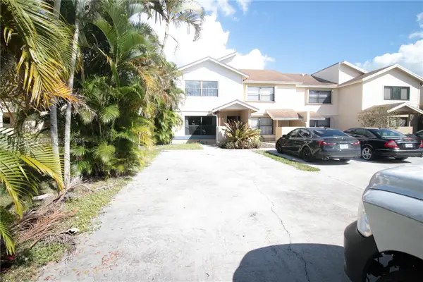 1602 Montauk Dr, Wellington, FL 33414