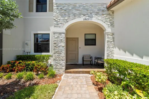 11823 SW 247th Ter, Homestead, FL 33032