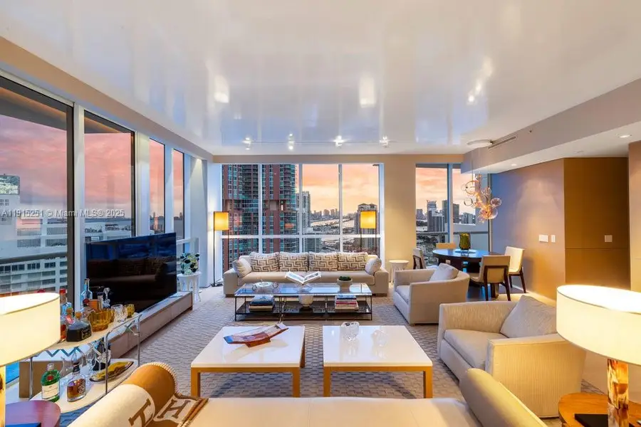 50 S Pointe Dr #2703, Miami Beach, FL 33139 - Image #3