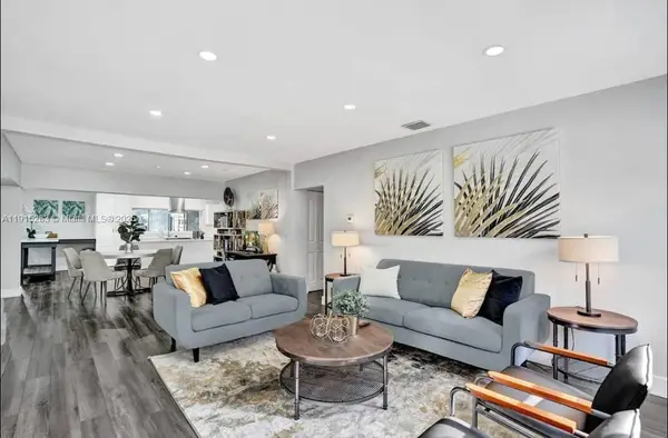 1431 Dewey St, Hollywood, FL 33020