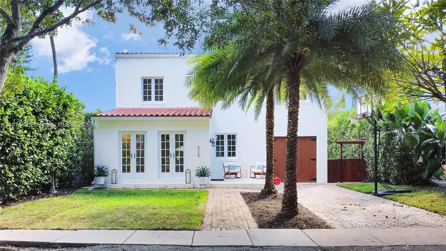 528 Navarre Av, Coral Gables, FL 33134 - Image #3